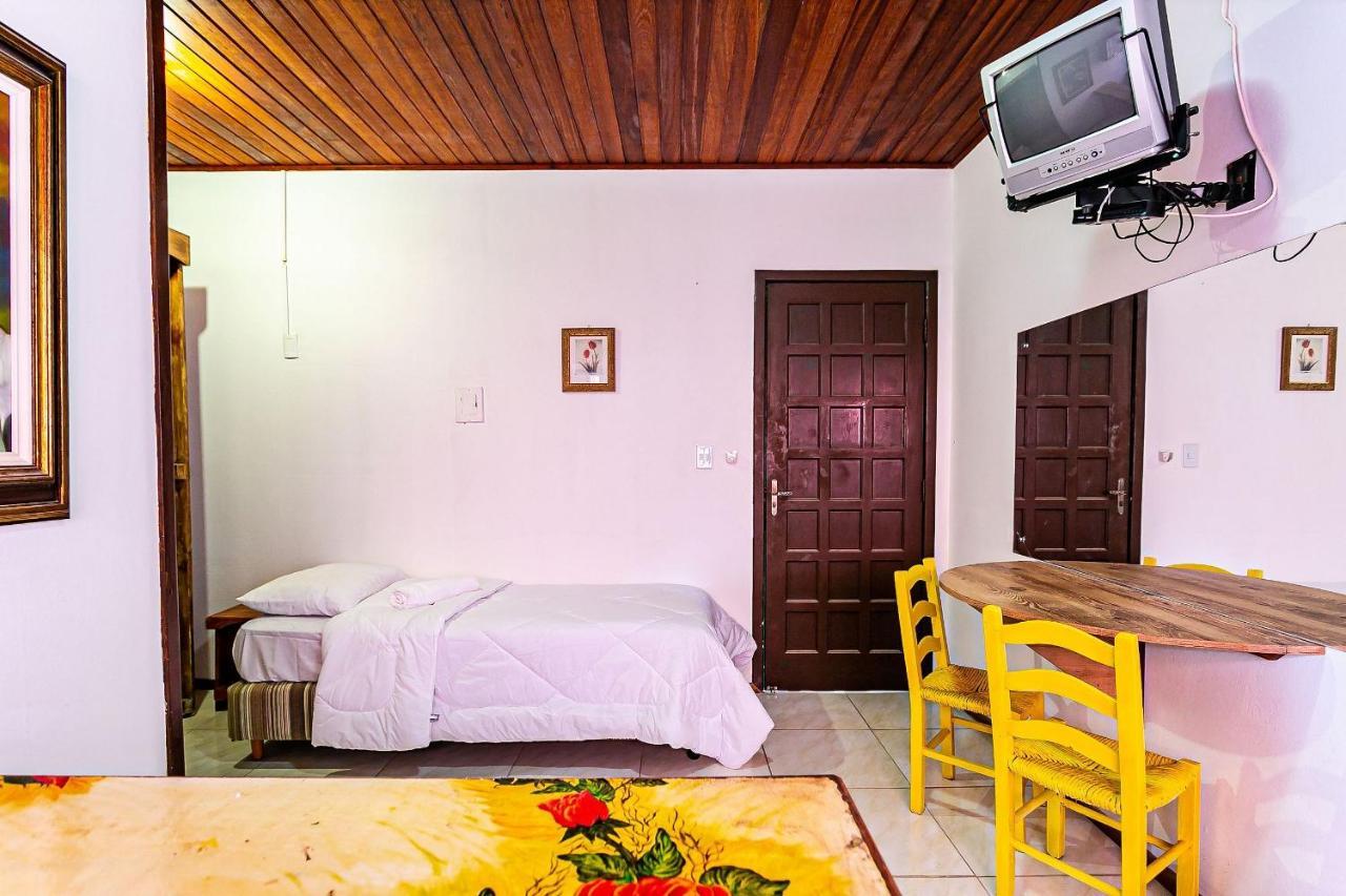 Florianópolis Studios Duplos E Individuais 450M Da Praia Rai מראה חיצוני תמונה