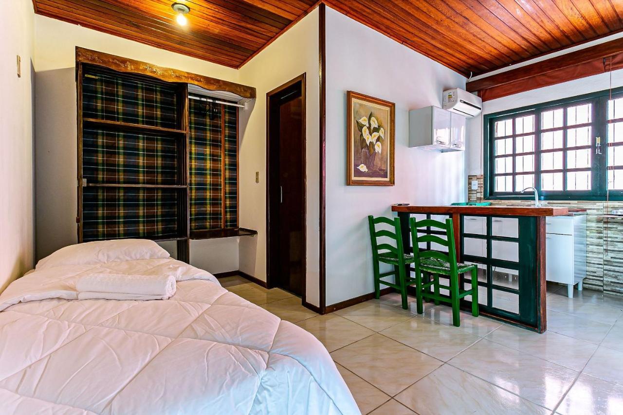 Florianópolis Studios Duplos E Individuais 450M Da Praia Rai מראה חיצוני תמונה